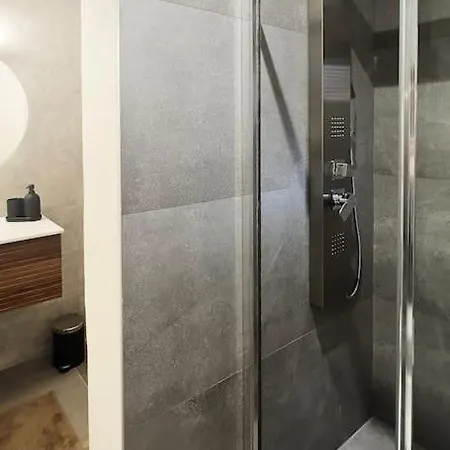 24 Maggio بيت للعطل غالاتينا